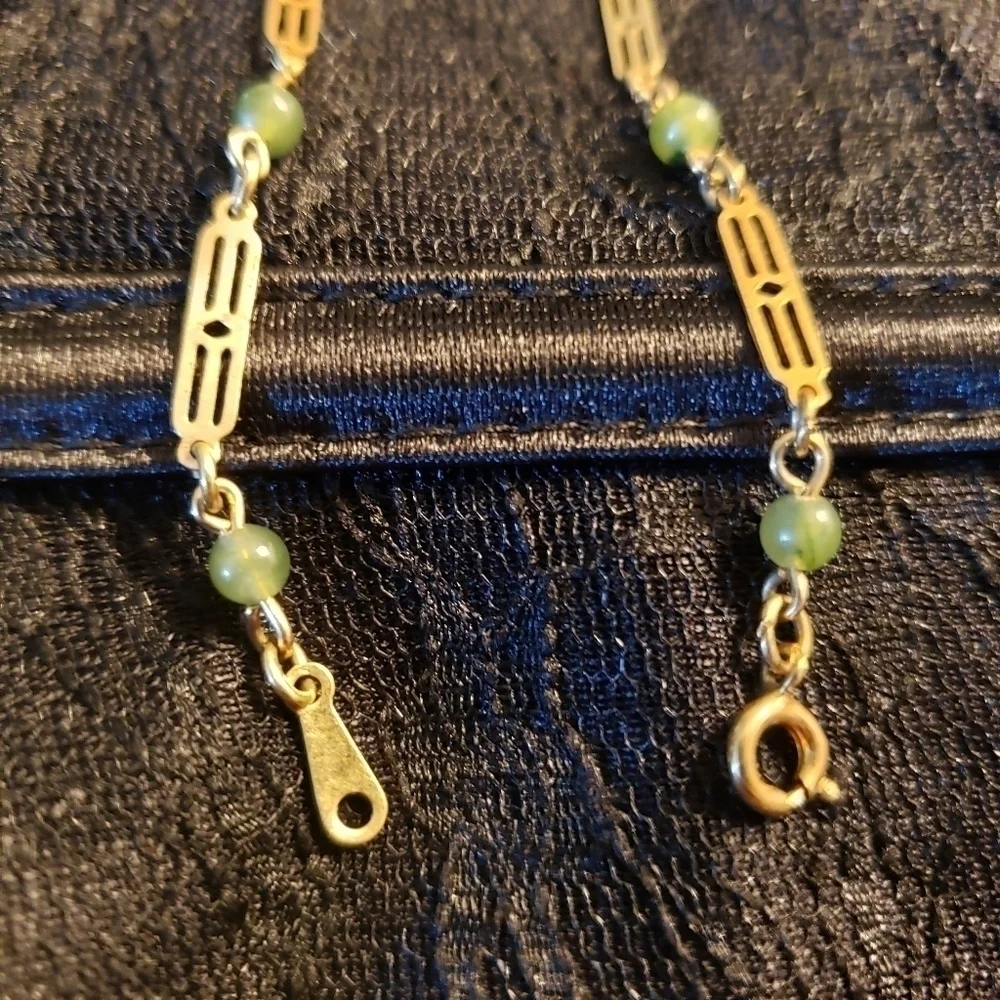 Avon child bracelet